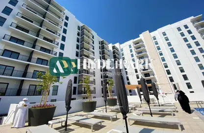 Apartment - 1 Bedroom - 1 Bathroom for rent in Waters Edge - Yas Island - Abu Dhabi
