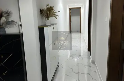 Apartment - 2 Bedrooms - 3 Bathrooms for sale in Oasis Tower - Al Rashidiya 1 - Al Rashidiya - Ajman