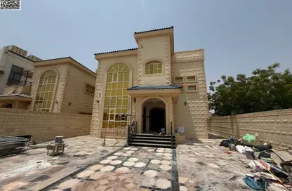 فيلا - 5 غرف نوم - 7 حمامات للايجار في 1 المويهات - المويهات - عجمان