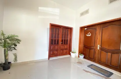 شقة - 2 غرف نوم - 3 حمامات للايجار في فيلات مدينة خليفة آيه - مدينة خليفة أ - مدينة خليفة - أبوظبي