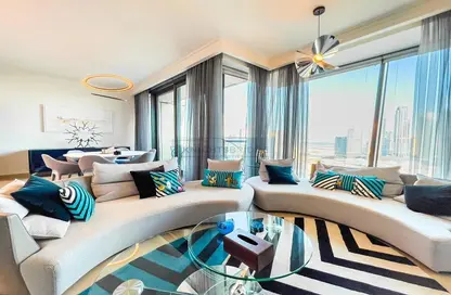 صورة لـ غرفة المعيشة شقة - 3 غرف نوم - 4 حمامات للايجار في برج فيستا - برج فيستا - دبي وسط المدينة - دبي ، صورة رقم 1