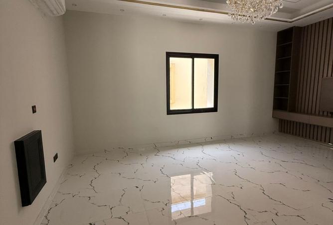 15585400 - صورة العقار 3