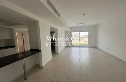 Apartment - 2 Bedrooms - 3 Bathrooms for rent in Oxford Building - Jumeirah Village Circle - Dubai