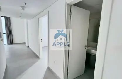 شقة - غرفة نوم - 2 حمامات للايجار في ذا سولو - الجادة - الشارقة