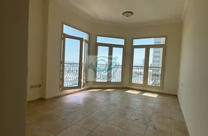 Apartment - 4 Bedrooms - 5 Bathrooms for rent in Al Nahyan - Abu Dhabi