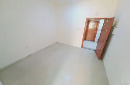 Apartment - Studio - 1 Bathroom for rent in Al Shamsi 1 - Muwaileh Commercial - Sharjah