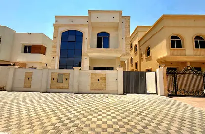 Villa - 5 Bedrooms - 7 Bathrooms for sale in Al Yasmeen 1 - Al Yasmeen - Ajman