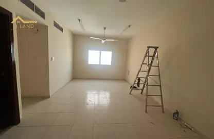 Apartment - 1 Bedroom - 2 Bathrooms for rent in Al Nabaa Building - Al Naba'ah - Al Sharq - Sharjah