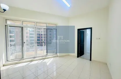 Office Space - Studio - 1 Bathroom for rent in Khalid Bin Al Waleed Road - Bur Dubai - Dubai