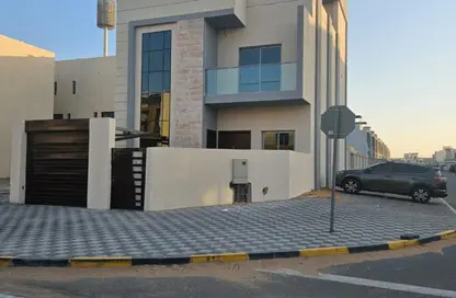 فيلا - 5 غرف نوم - 7 حمامات للبيع في الزاهية جاردنز - الزاهية - عجمان