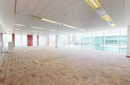 Office Space - Studio - 1 Bathroom for rent in Emaar Business Park Building 1 - Emaar Business Park - Sheikh Zayed Road - Dubai