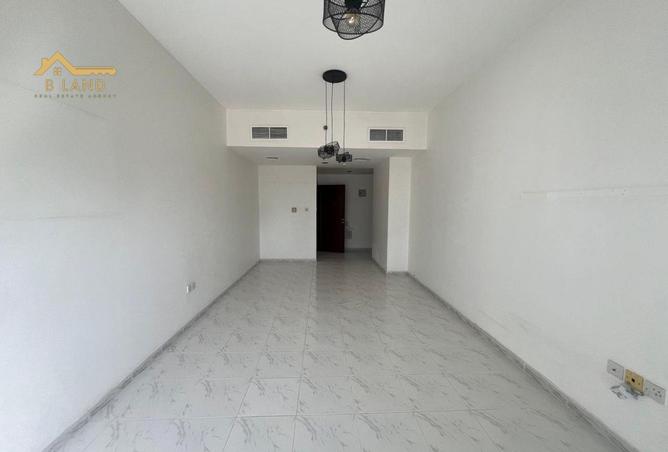 15580501 - Property Image 2