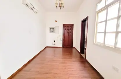 Empty Room image for: Apartment - 2 Bedrooms - 2 Bathrooms for rent in Shabhanat Asharij - Asharej - Al Ain, Image 1