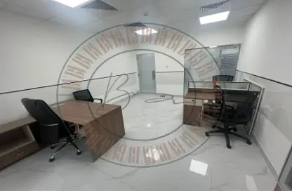 Office Space - Studio - 4 Bathrooms for rent in Gulf Tower A - Oud Metha - Bur Dubai - Dubai