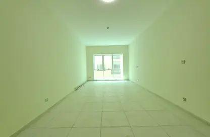 شقة - 2 غرف نوم - 3 حمامات للايجار في مبنى منخول - منخول - بر دبي - دبي
