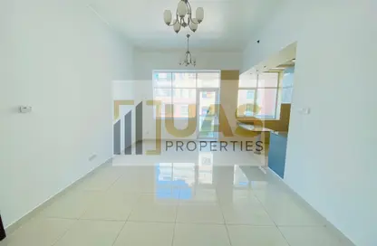 Apartment - 1 Bedroom - 2 Bathrooms for rent in Al Barsha 1 - Al Barsha - Dubai