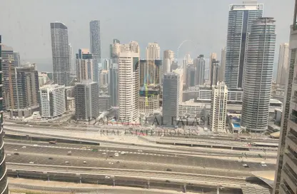 Apartment - 1 Bedroom - 1 Bathroom for rent in Goldcrest Executive - JLT Cluster C - Jumeirah Lake Towers - Dubai