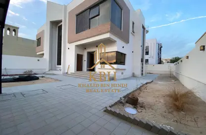 Villa - 4 Bedrooms - 5 Bathrooms for rent in Al Hooshi Villas - Hoshi - Al Badie - Sharjah