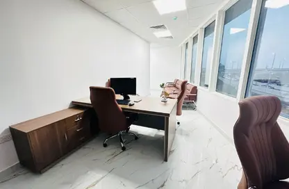 مكتب - استوديو - 1 حمام للايجار في فاطمه محمد احمد بن سليمان - الرفاعة - بر دبي - دبي