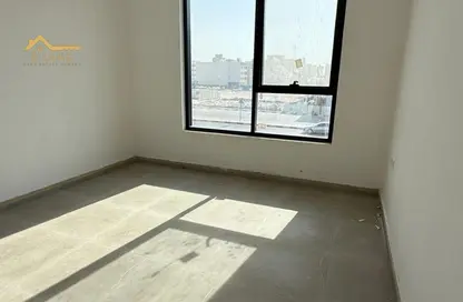 Apartment - 3 Bedrooms - 3 Bathrooms for rent in Muweileh Community - Muwaileh Commercial - Sharjah