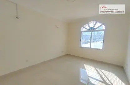 Empty Room image for: Villa - 4 Bedrooms - 4 Bathrooms for rent in Hadbat Al Zafranah - Muroor Area - Abu Dhabi, Image 1