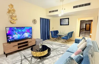 Apartment - 3 Bedrooms - 3 Bathrooms for rent in Al Khan Lagoon - Al Khan - Sharjah