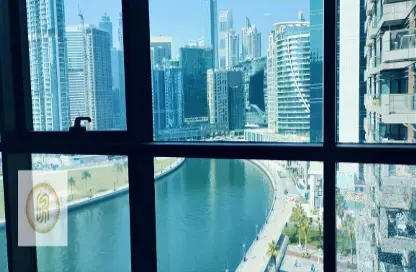 Office Space - Studio - 1 Bathroom for rent in Lake Central - Business Bay - Dubai