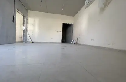 Apartment - Studio - 1 Bathroom for rent in Al Mushrif - Abu Dhabi