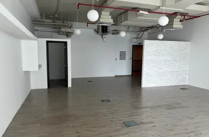 Office Space - Studio for rent in The Burlington - Business Bay - Dubai