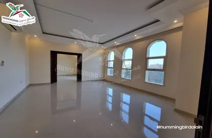 Empty Room image for: Villa - 5 Bedrooms - 6 Bathrooms for rent in Shabhanat Al Khabisi - Al Khabisi - Al Ain, Image 1