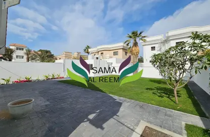 Villa - 3 Bedrooms - 4 Bathrooms for rent in Jumeirah 3 Villas - Jumeirah 3 - Jumeirah - Dubai