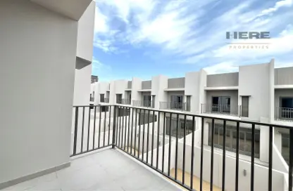 تاون هاوس - 2 غرف نوم - 3 حمامات للايجار في ماج آي - 7 منطقه - مدينة الشيخ محمد بن راشد - دبي