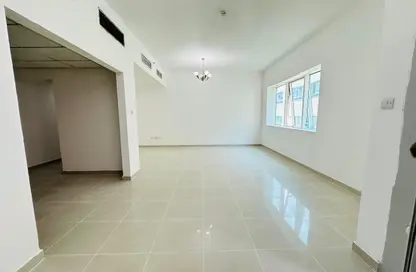 Apartment - 3 Bedrooms - 4 Bathrooms for rent in Al Nahda Complex - Al Nahda - Sharjah