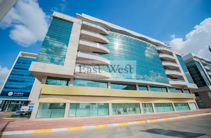 Outdoor Building image for: Apartment - 3 Bedrooms - 3 Bathrooms for rent in Khalifa Park - Eastern Road - Abu Dhabi, Image 1
