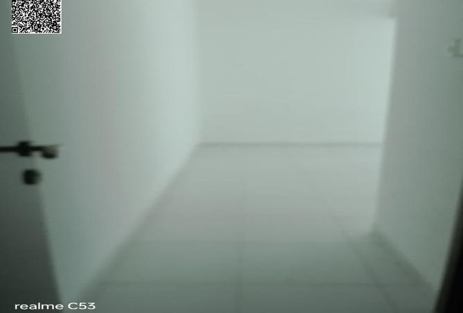 15162003 - Property Image 2