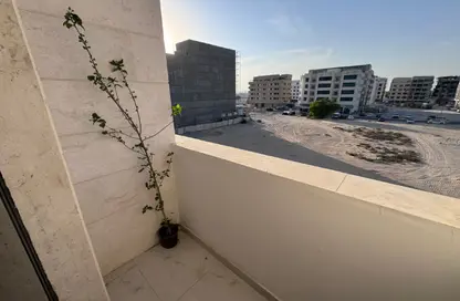 Apartment - 2 Bedrooms - 3 Bathrooms for rent in Sarab 2 - Aljada - Sharjah