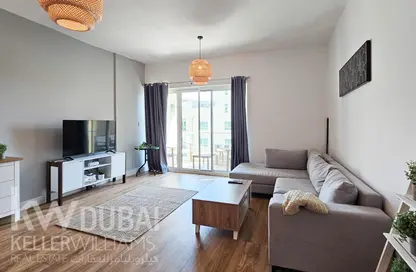 شقة - غرفة نوم - 1 حمام للبيع في الغزلان 4 - الغزلان - جرينز - دبي
