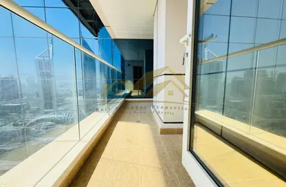 Apartment - 2 Bedrooms - 2 Bathrooms for rent in Blue Tower - Sheikh Zayed Road - Dubai