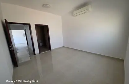 Apartment - 2 Bedrooms - 2 Bathrooms for rent in Al Jurf Industrial 3 - Al Jurf Industrial - Ajman