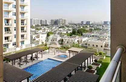 Apartment - 2 Bedrooms - 3 Bathrooms for rent in Daisy - Azizi Residence - Al Furjan - Dubai