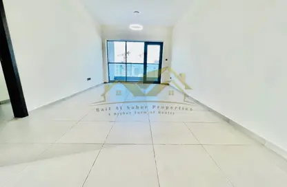 Apartment - 1 Bedroom - 2 Bathrooms for rent in Jumeirah Garden City - Al Satwa - Dubai