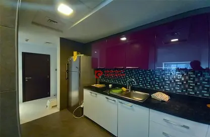 صورة لـ مطبخ شقة - غرفة نوم - 2 حمامات للايجار في (برج كيان (إنفينيتي - دبي مارينا - دبي ، صورة رقم 1