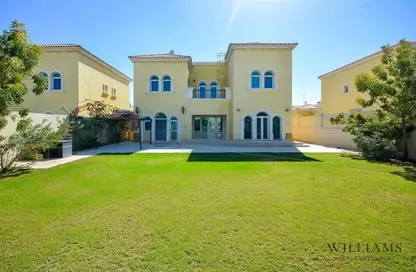 Villa - 3 Bedrooms - 3 Bathrooms for rent in Legacy - Jumeirah Park - Dubai