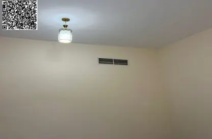 عمارة بالكامل - 8 غرف نوم - 8 حمامات للبيع في أبراج الراشدية - الراشدية - عجمان وسط المدينة - عجمان