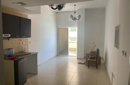 Apartment - Studio - 1 Bathroom for sale in Silicon Gates 2 - Silicon Gates - Dubai Silicon Oasis - Dubai