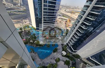 شقة - غرفة نوم - 2 حمامات للايجار في تاور D - داماك تاورز من باراماونت - الخليج التجاري - دبي