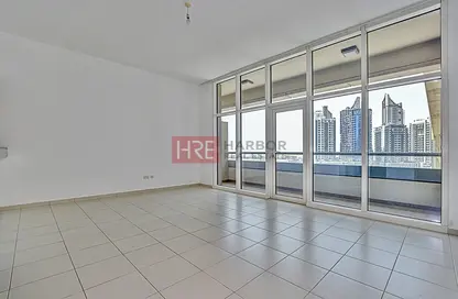 Empty Room image for: Apartment - 1 Bathroom for sale in Bay Square Building 9 - Bay Square - Business Bay - Dubai, Image 1