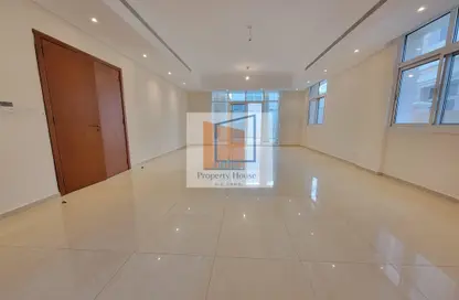 Empty Room image for: Villa - 5 Bedrooms for rent in Al Forsan Village - Khalifa City - Abu Dhabi, Image 1