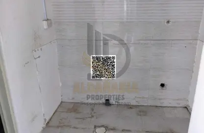 Warehouse - Studio - 4 Bathrooms for rent in Umm Al Thuoob - Umm Al Quwain