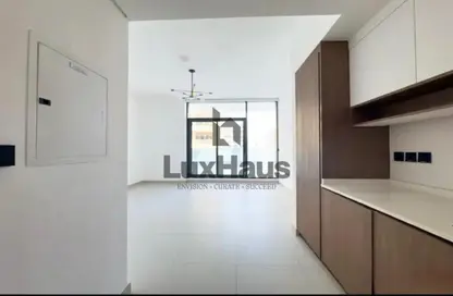 شقة - 1 حمام للايجار في بريم ريزيدنسي 3 - الفرجان - دبي شقة - 1 حمام للايجار في بريم ريزيدنسي 3 - الفرجان - دبي